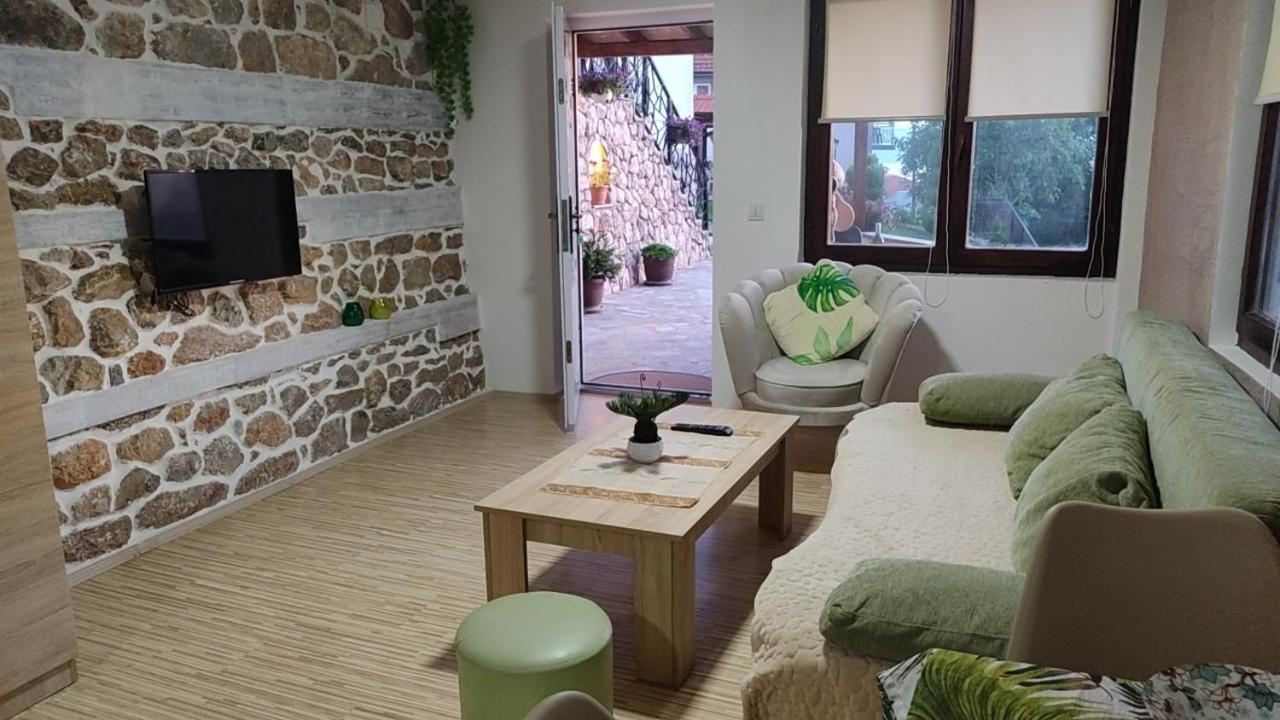 Guest House Stevovski Elshani Buitenkant foto